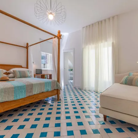 - Maison Marika Apartment Sorrento